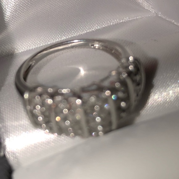 Sold - Picture 5 of 8